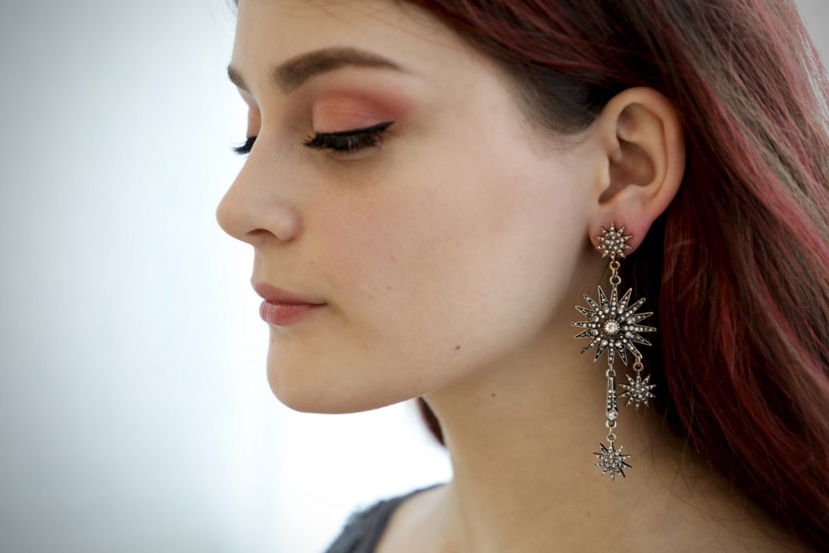 Оригинальные Ассиметричные серьги-звёзды от бренда Empire. Серёжки в виде звёзд. Длинные серьги — изображение 10