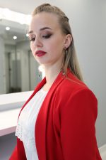 Длинные сережки в виде змей. Серьги-змеи с натуральными камнями на цепочках — изображение 6