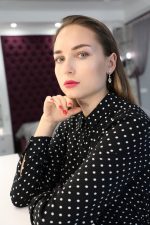 Сережки-гвоздики с подвесками рука Фатимы Хамса Серьги с сакральным символом «Рука Фатимы» — изображение 5