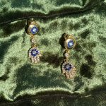 Сережки-гвоздики с подвесками рука Фатимы Хамса Серьги с сакральным символом «Рука Фатимы» — изображение 6