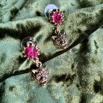 Оригинальные сережки с тиграми. Серьги тигры. Небольшие сережки в форме головы тигра — изображение 4