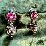 Оригинальные сережки с тиграми. Серьги тигры. Небольшие сережки в форме головы тигра — изображение 2