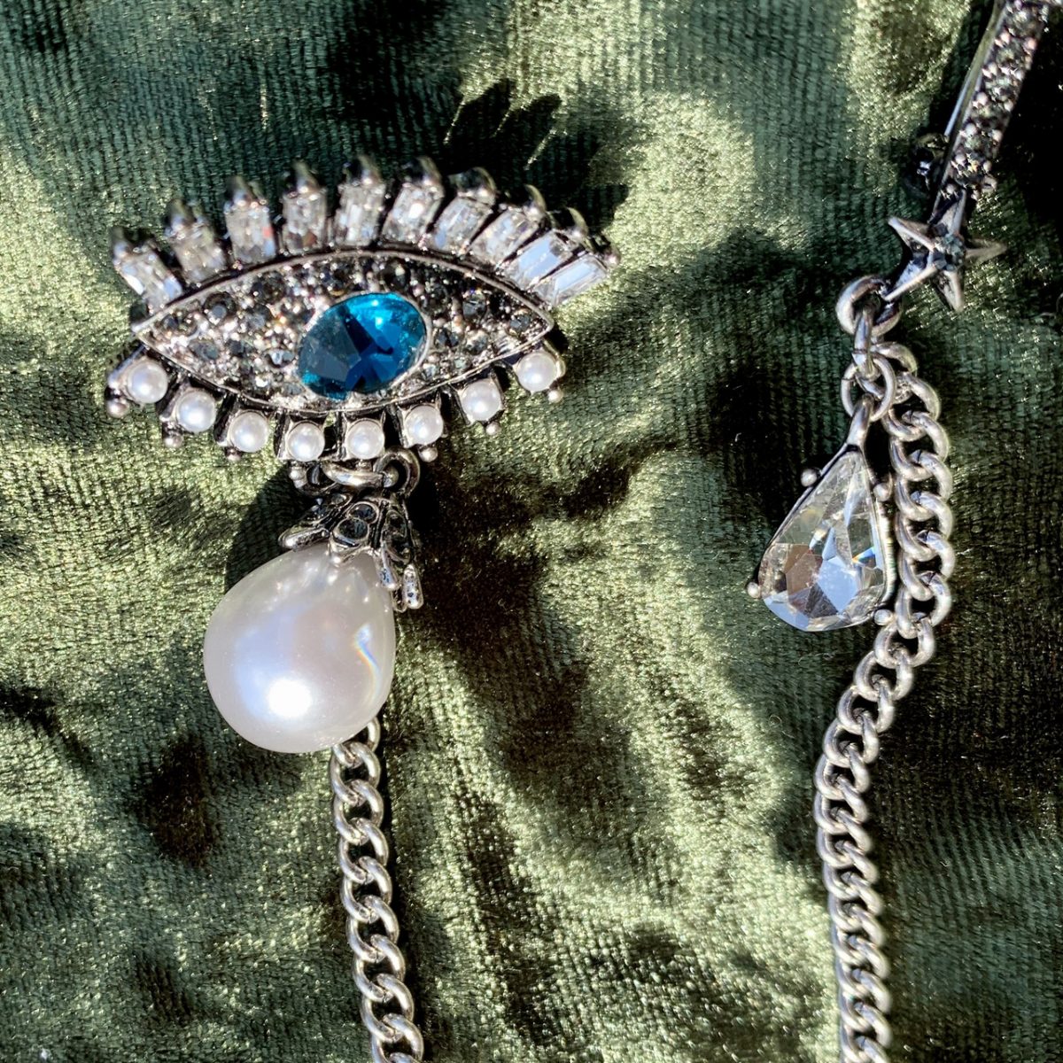 Масонская брошь с сакральными символами всевидящее око, череп, звезда и Месяц — изображение 5