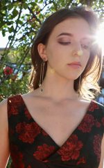 Сережки у формі змій. Сережки-змії з підвісками смарагдового кольору від бренду Empire — изображение 2