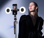 Селфи палка штатив ES-B181 с пультом 3 в 1 + подсветка + слежка за объектом + управление жестами.