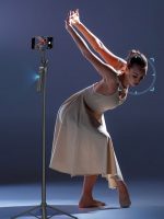 Селфи палка штатив ES-B181 с пультом 3 в 1 + подсветка + слежка за объектом + управление жестами. — изображение 2