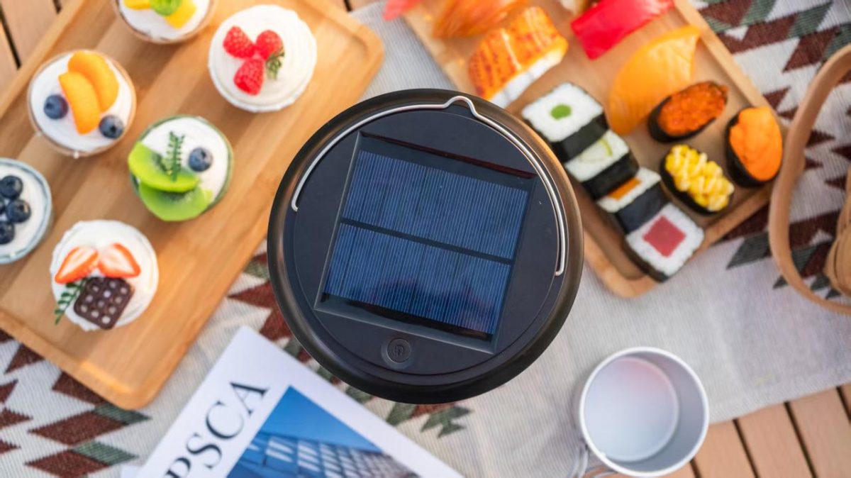 Светодиодный фонарь-ловушка для комаров с солнечной зарядкой,с помощью электрического разряда. — изображение 3