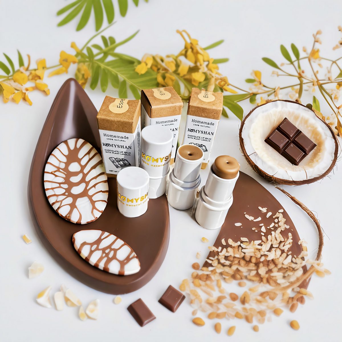 Натуральный шоколадный бальзам для губ KOMYSHAN HandMade с растительным ланолином — изображение 4