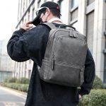 Мужской рюкзак из высококачественной экокожи, 30л — водоотталкивающий, деловой стиль (3 цвета) серый — изображение 2