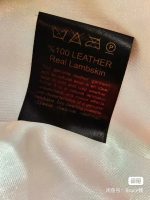 Изысканная кожаная куртка с мехом лисы OSSA (Турция) — изображение 4