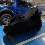 Эластичные и дождевые чехлы для мотоциклов с индивидуальным логотипом — изображение 9